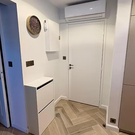 Lägenhet 2 Chambres, Climatise, 450m De La Mer, 150m Du Centre St Aygulf *