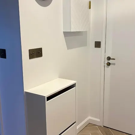 Apartman 2 Chambres, Climatise, 450m De La Mer, 150m Du Centre St Aygulf Fréjus
