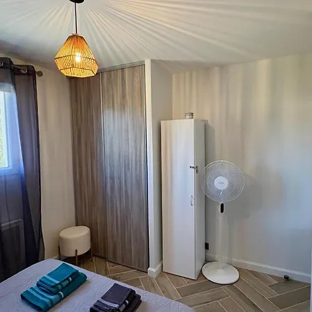 Apartman 2 Chambres, Climatise, 450m De La Mer, 150m Du Centre St Aygulf Fréjus